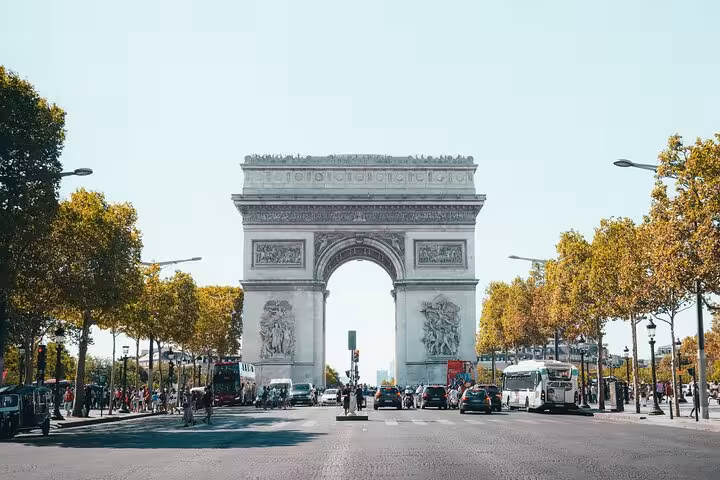 Arc de Triomphe view from Champs-Élysées on a private Paris tour with local guide and macaron tasting