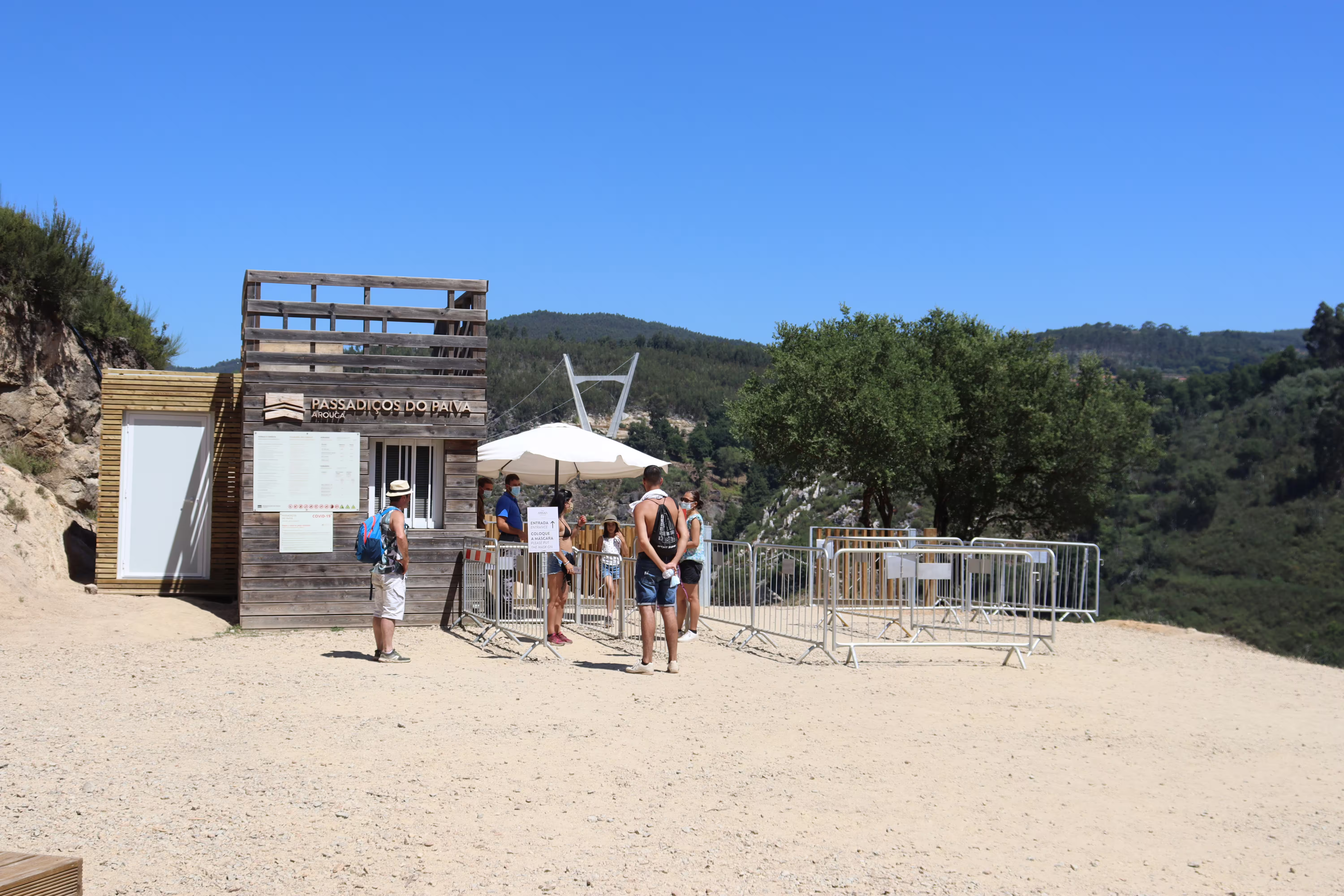 Visitors gather at the entrance of Passadiços do Paiva for the Arouca 516 Bridge and Paiva Walkways private tour.