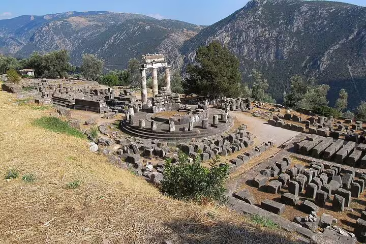 Explore the ancient ruins of Delphi with stunning mountain views on a 2-day private tour from Athens.