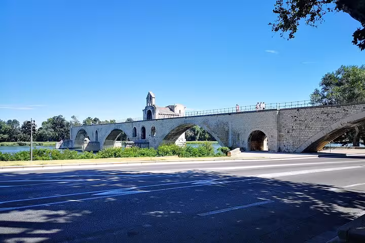 Pont Saint-Bénézet bridge over the Rhône in Avignon, scenic stop on a full private day Châteauneuf-du-Pape wine tour