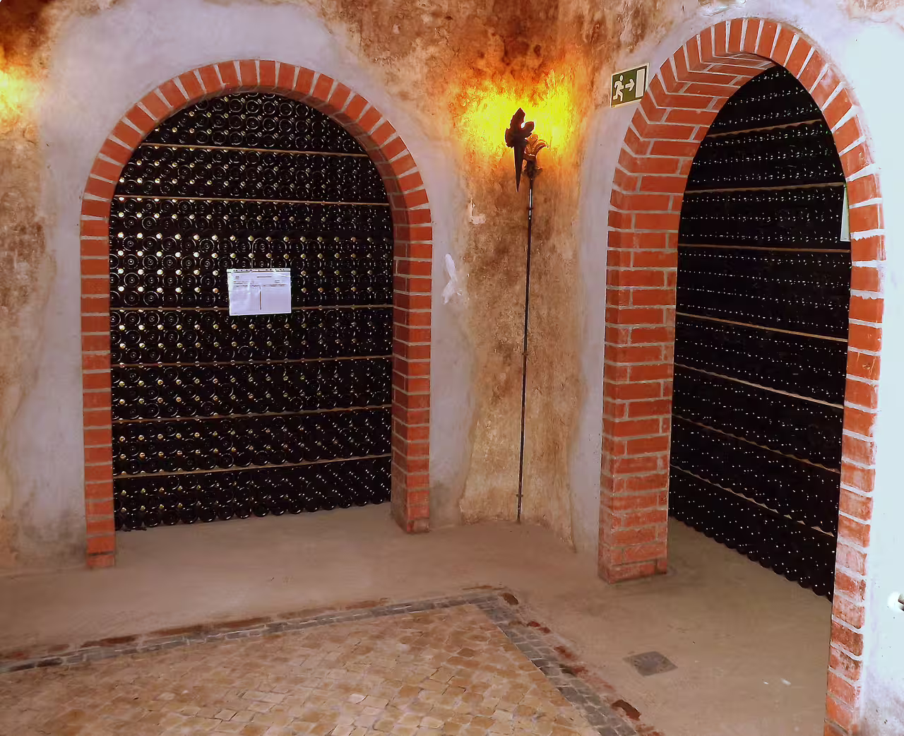 Caves da Adega Cooperativa de Cantanhede, zona demarcada do vinho da Bairrada