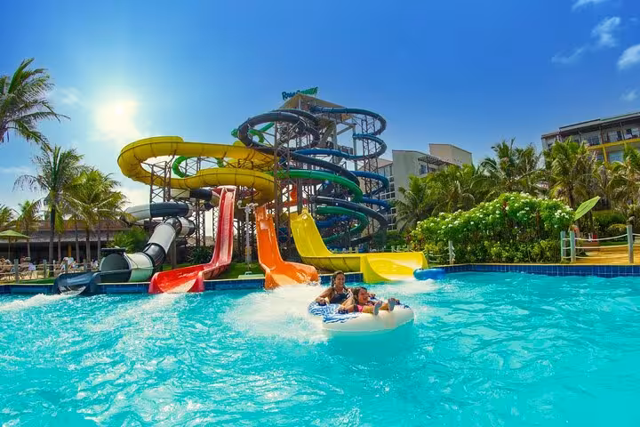 Beach Park water park slides and wave pool in Fortaleza, ideal for shared shuttle transfer and family fun