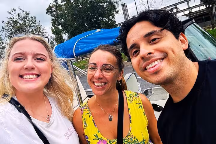 Happy guests on 2-hour private Belém tuk tuk tour in Lisbon, friendly guide and Belém pastries included
