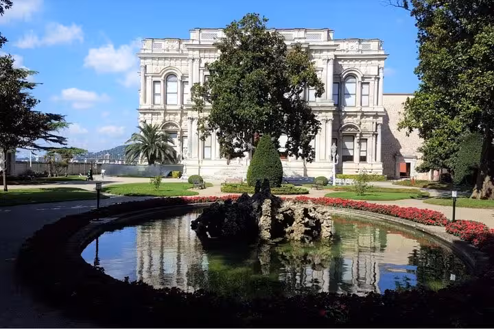 Beylerbeyi Palace gardens and reflecting pool on Istanbul Asia-Europe Bosphorus full-day tour with museum fees
