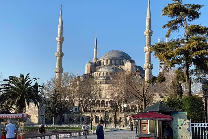 Blue Mosque in Sultanahmet Square, key stop on Istanbul & Cappadocia 6-day private small group tour
