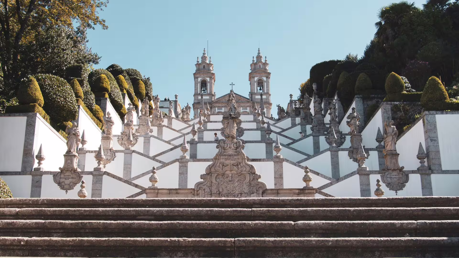 Image of the staircase at Bom Jesus do Monte, part of Cooltour Oporto's Braga & Guimaraes Tour