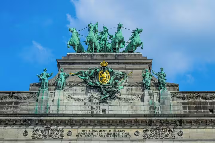 Brussels Cinquantenaire Arch rooftop quadriga and Belgian crest, highlight on private Brussels walking tour
