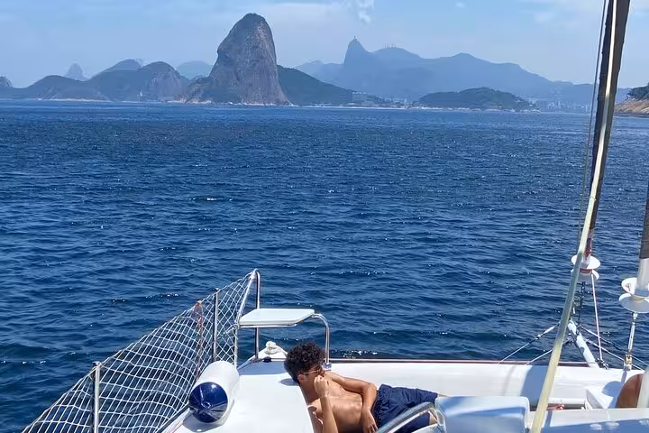 Catamaran bow view toward Sugarloaf Mountain on Rio de Janeiro 3-hour private sailing tour with open bar