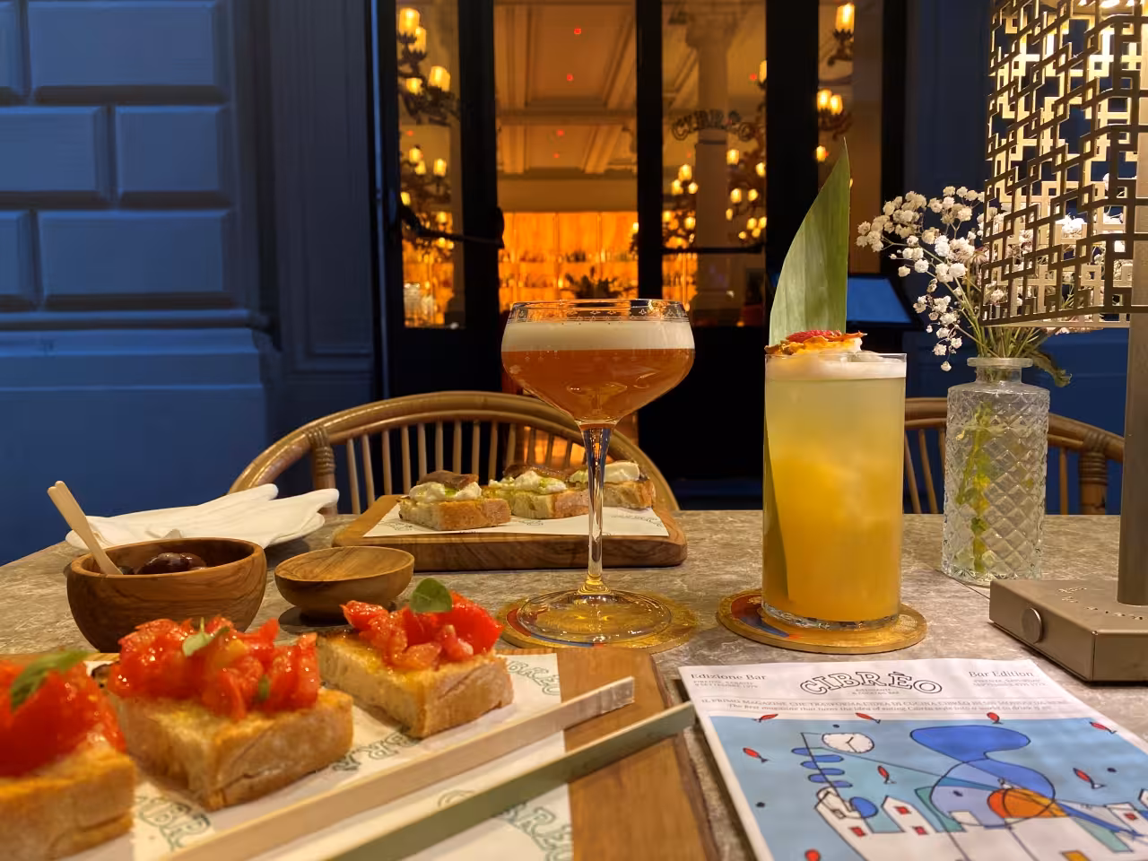 Cibrèo Cocktail Bar Florence aperitivo with signature cocktails and Tuscan crostini at outdoor table