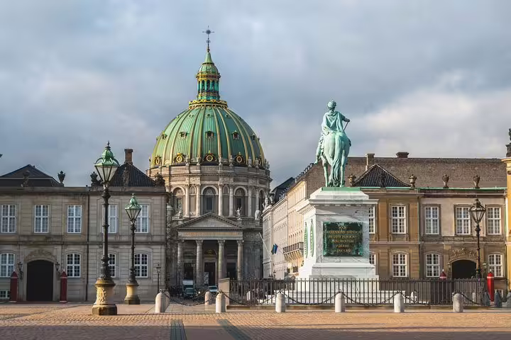 Frederik's Church and equestrian statue at Amalienborg Palace in Copenhagen, ideal for a private full-day sightseeing tour.