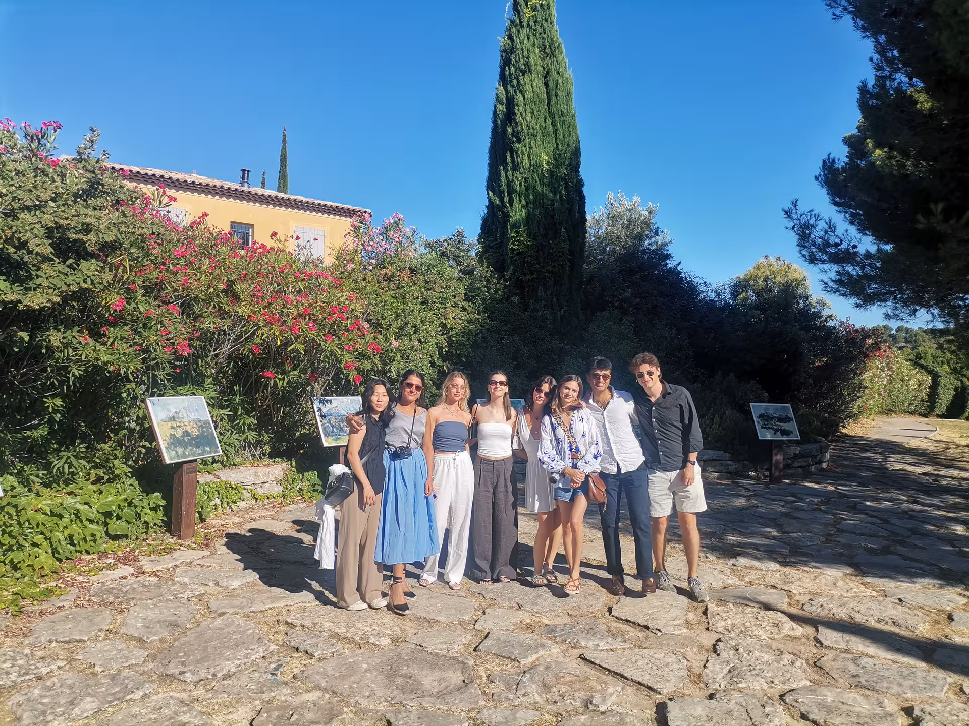 Group photo at a Coteaux d’Aix-en-Provence vineyard estate, Provence wine tour near Sainte-Victoire