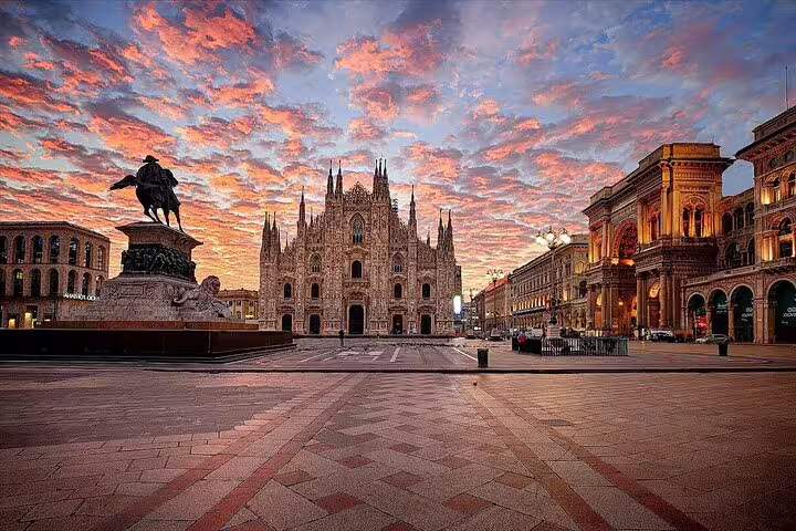Duomo di Milano at sunset in Piazza del Duomo, landmark stop on a self-guided Milan e-scavenger hunt
