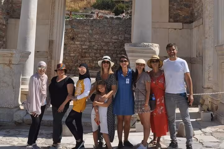 Tour group photo at Ephesus ruins on 2-day Ephesus and Pamukkale tour from Istanbul, Turkey