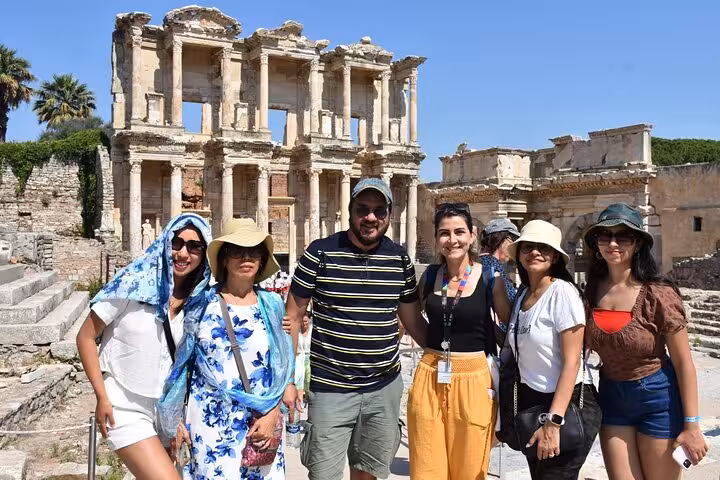 Izmir cruise port shore excursion to Ephesus with guide, group photo at the Library of Celsus facade
