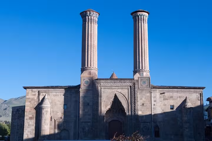 Erzurum city tour photo of Çifte Minareli Medrese facade with twin minarets, private guided visit