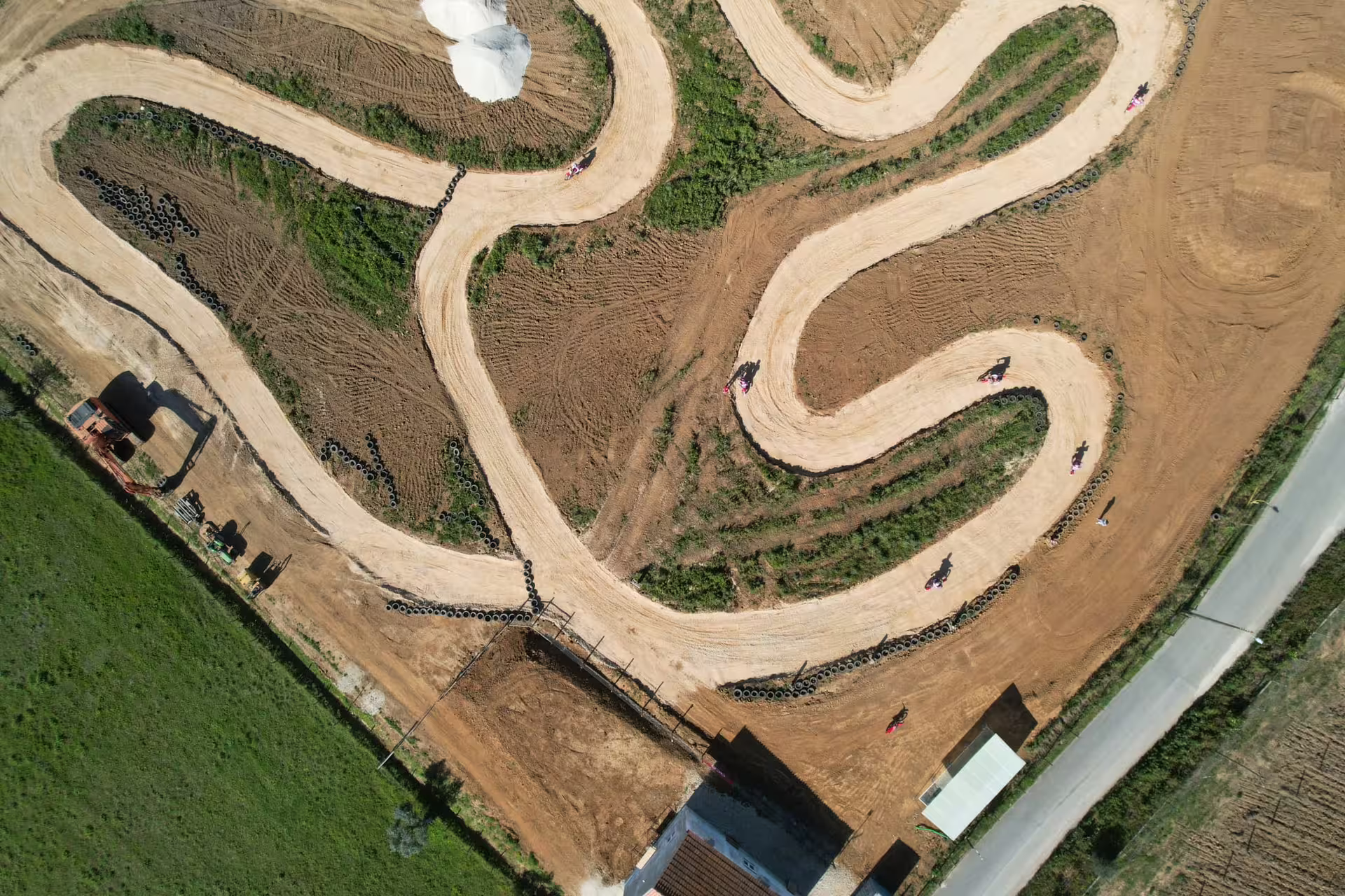 Aerial view of a winding dirt track for the First Ride Enduro Experience in Carregado, Lisbon.