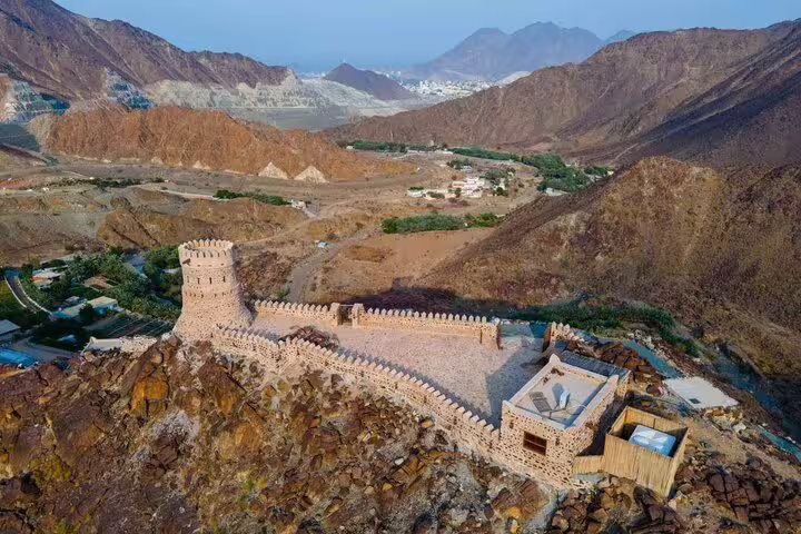 Discover Fujairah's stunning mountain fortress with panoramic valley views on a private Dubai nature exploration tour.