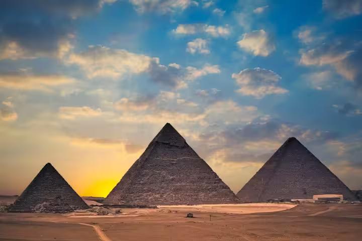 Giza Pyramids at sunset near Cairo, highlight of 4-day Cairo tour package with accommodation and guided tours