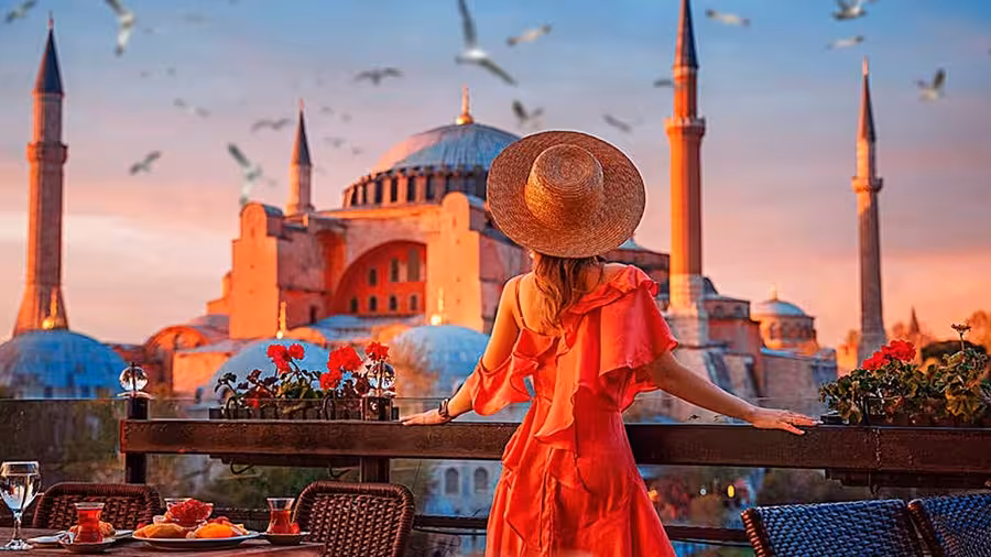 Hagia Sophia viewpoint in Istanbul at sunset, iconic stop on the 9-day Turkey tour from Istanbul to Cappadocia