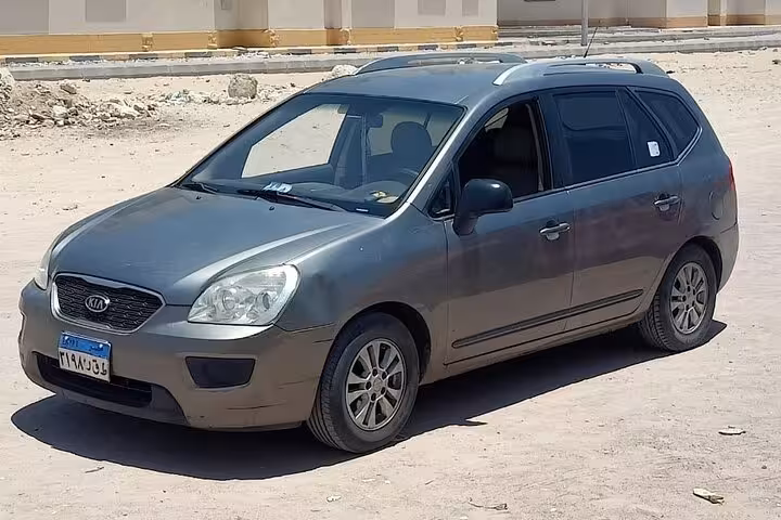 Air-conditioned SUV for Hurghada Airport to Marsa Alam transfer, reliable private taxi service in Egypt