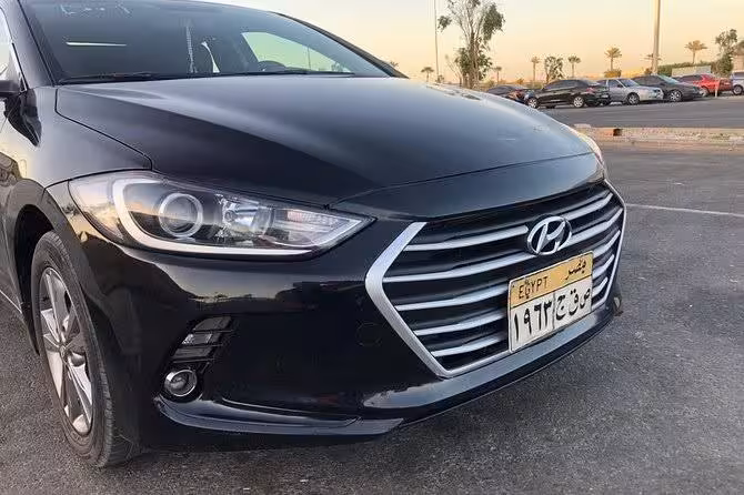 Private Hurghada airport transfer sedan with professional driver, safe door-to-door hotel pickup and drop-off