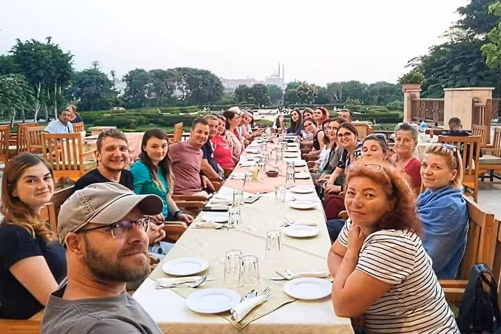 Group lunch stop in Cairo during full-day tour from Hurghada to Giza Pyramids and Egyptian Museum