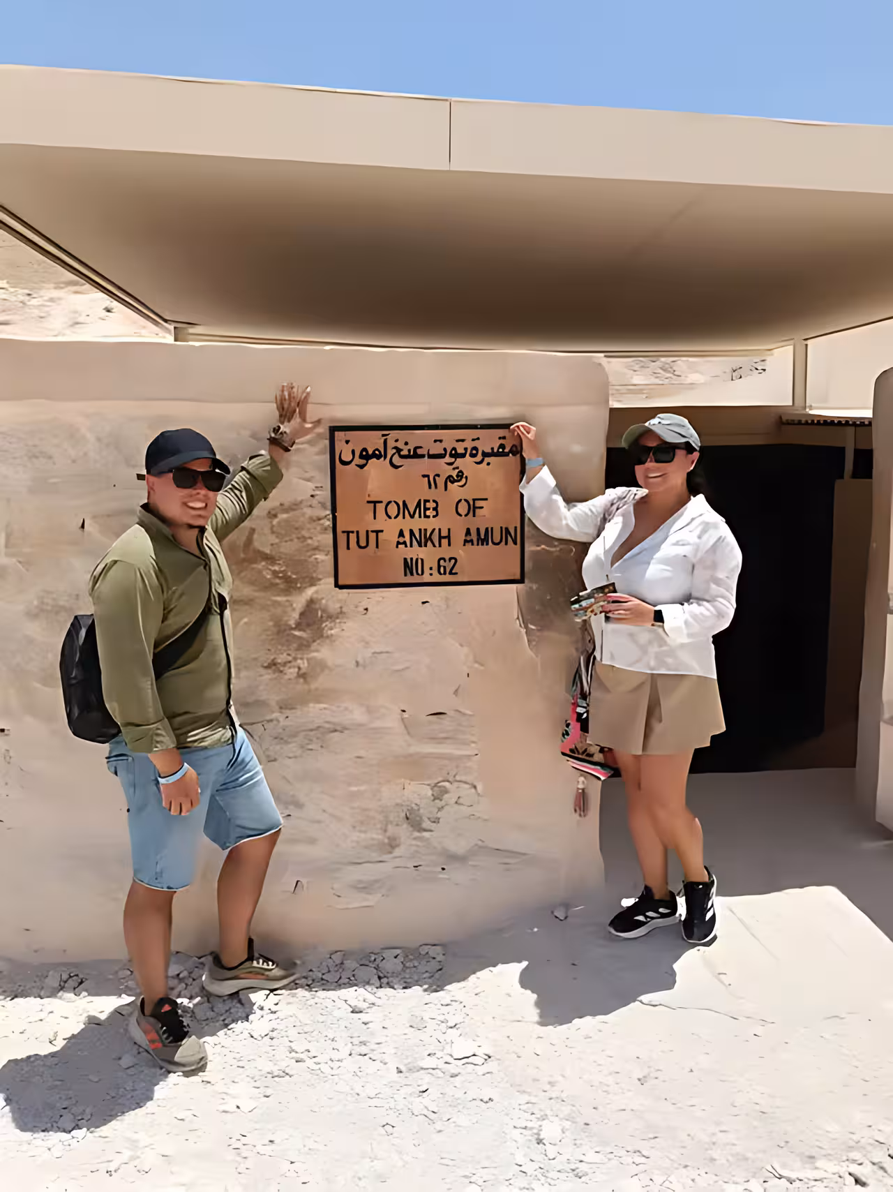 Travelers at the Tomb of Tutankhamun entrance, Valley of the Kings, on Hurghada to Luxor guided day tour
