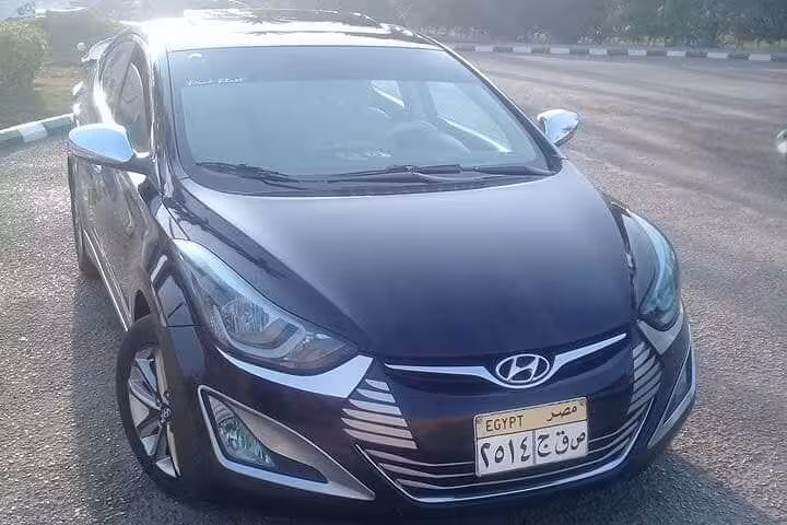 Modern sedan for Hurghada to Marsa Alam transfer, reliable airport pickup and private taxi in Egypt