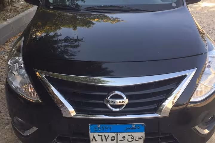 Air-conditioned Nissan sedan for Hurghada Airport to Marsa Alam private transfer with professional driver