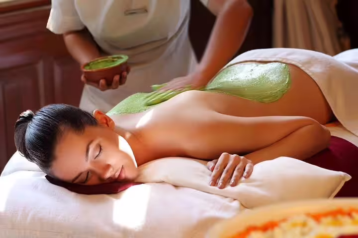 Hurghada VIP Turkish hamam body scrub with green mask and full body massage spa treatment session