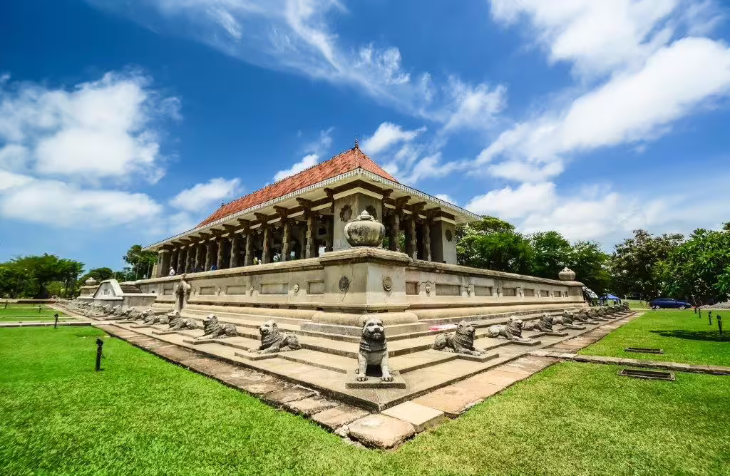 The Independence Memorial Hall in Colombo under a vibrant blue sky, showcasing Sri Lanka's rich heritage.