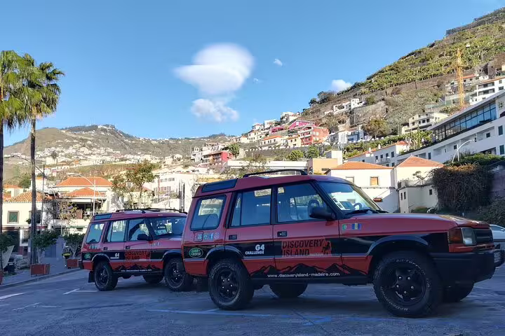 Embark on a thrilling Jeep tour through Câmara de Lobos, with rugged terrain and picturesque hillside landscapes.