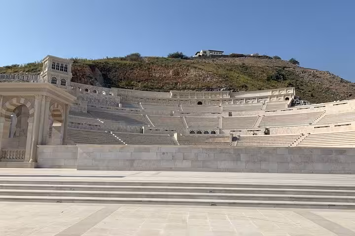 Khorfakkan amphitheatre with mountain backdrop on Fujairah sightseeing safari tour in UAE