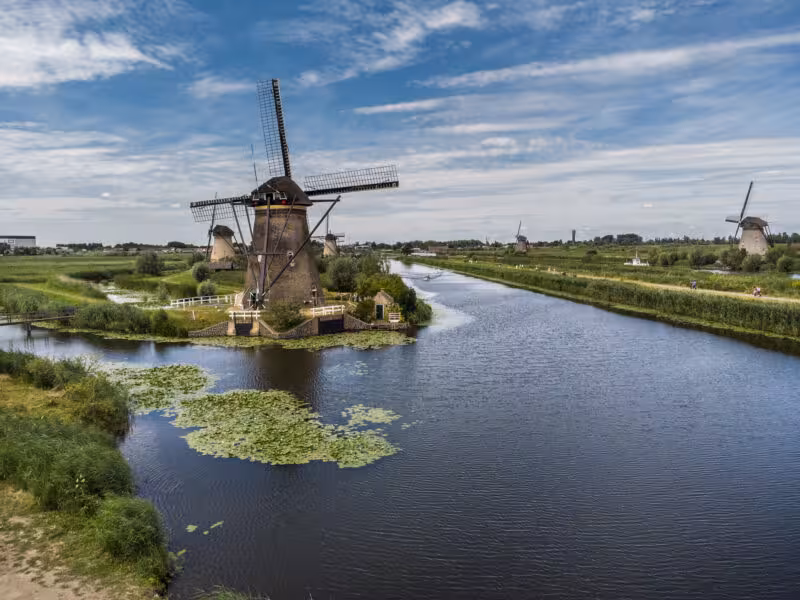 Kinderdijk UNESCO windmills along Dutch canals, highlight of private tour from The Hague/Leiden/Noordwijk