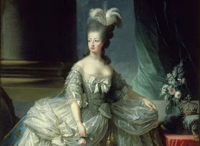 Elegant portrait of a regal woman in lavish attire at the Kunsthistorisches Museum, highlighting women in art.