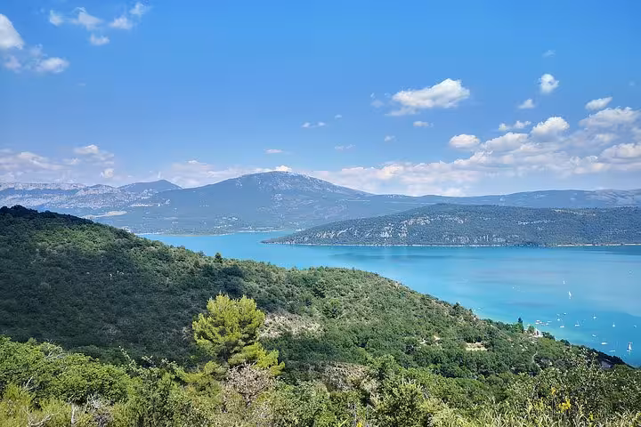 Panoramic Lake Sainte-Croix and Verdon scenery from Provence viewpoint on private day trip from Marseille