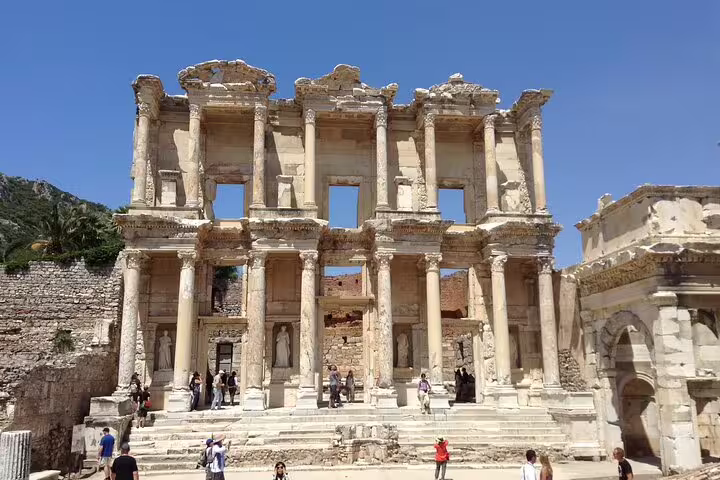 Library of Celsus in Ephesus, a highlight on the 2-day mini group tour from Kusadasi to Pamukkale