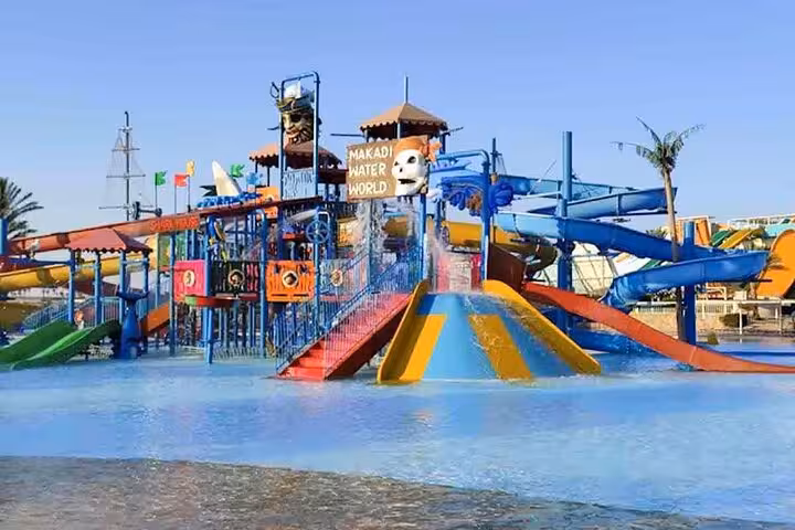 Kids splash zone at Makadi Water World Aqua Park in Hurghada, family day pass with lunch included