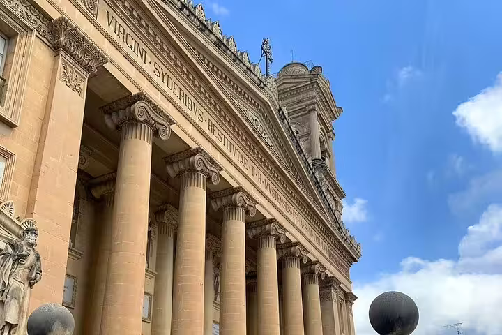 Explore the majestic Mosta Basilica with its grand columns on a Malta small group tour of Mdina and Mosta.