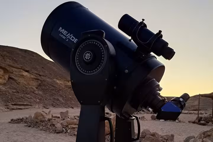 Telescope set up in desert for Marsa Alam stargazing tour with Bedouin night and jeep safari dinner