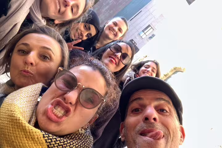 Group selfie on Marseille scavenger hunt and sights self-guided tour, friends posing while exploring downtown