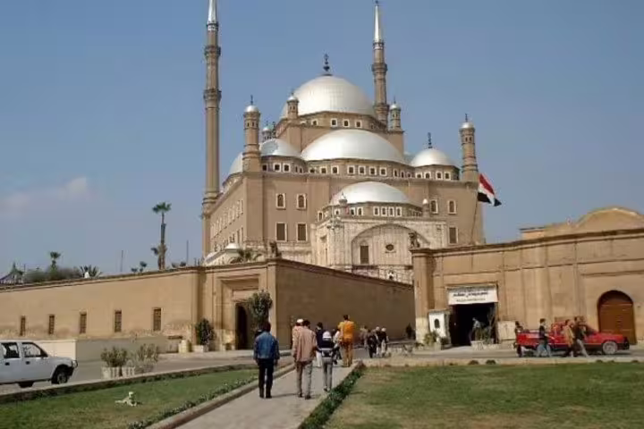 Mohammed Ali Mosque at Cairo Citadel, a highlight on the Giza Pyramids and Old Cairo day trip tour