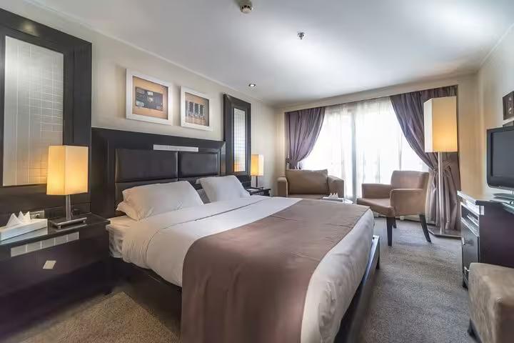 Modern cabin on 5-day Nile cruise Luxor to Aswan, comfortable room before hot air balloon and Abu Simbel