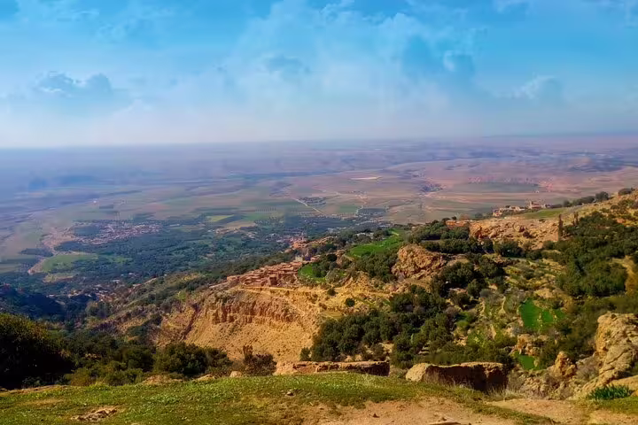 Panoramic Atlas foothills and plains view on Ourika Valley tour, scenic Morocco day trip from Marrakech