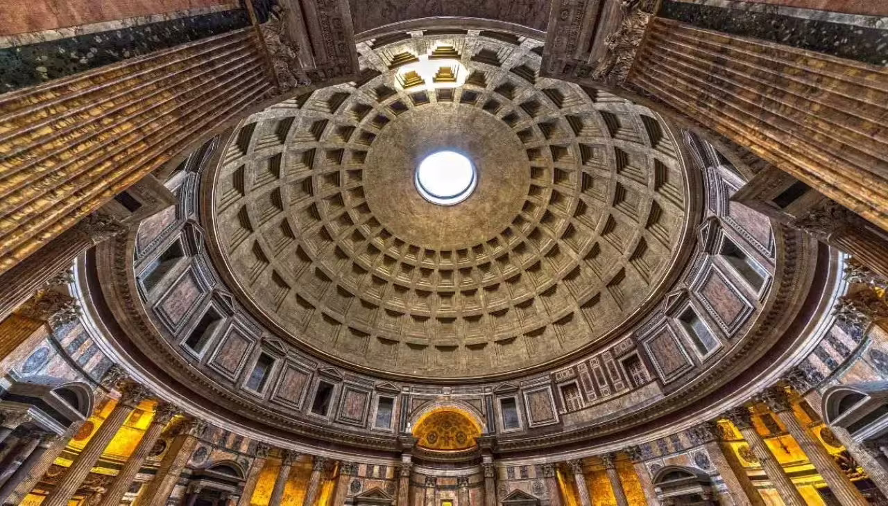Pantheon dome oculus interior, highlight of Rome golf cart daily tour with seated lunch and city sights