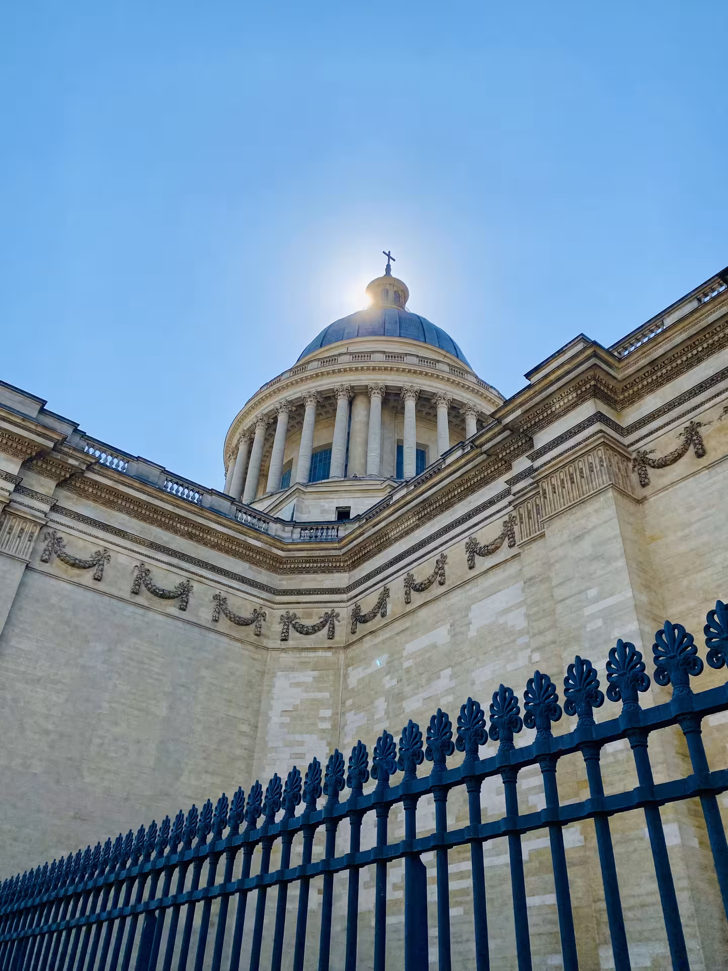 Marvel at the stunning architecture of the Pantheon in Paris's Latin Quarter, capturing the grandeur of French history.