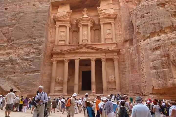 Crowds at Petra Treasury Al Khazneh on Sharm El Sheikh to Petra day trip by ferry with guided tour