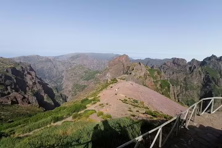 Scenic trail on Pico Ruivo with panoramic mountain vistas, perfect for hiking adventures in Madeira.