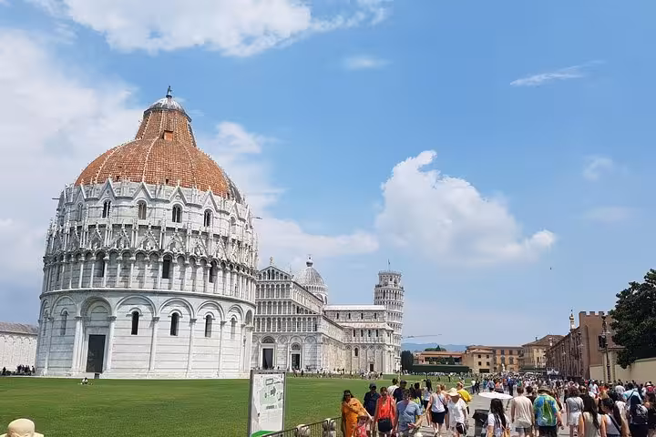 Pisa day trip on a 10-day private Italy tour, Baptistery and Leaning Tower in Piazza dei Miracoli