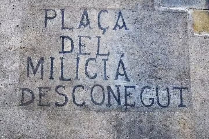 Plaça del Milicià Desconegut memorial in Barcelona, key site on the Spanish Civil War walking tour.